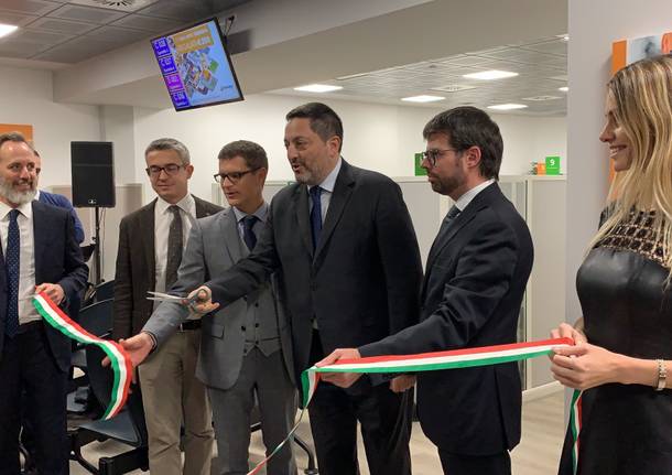 L'inaugurazione dei nuovi sportelli Enerxenia e Acsnm Agam ambiente