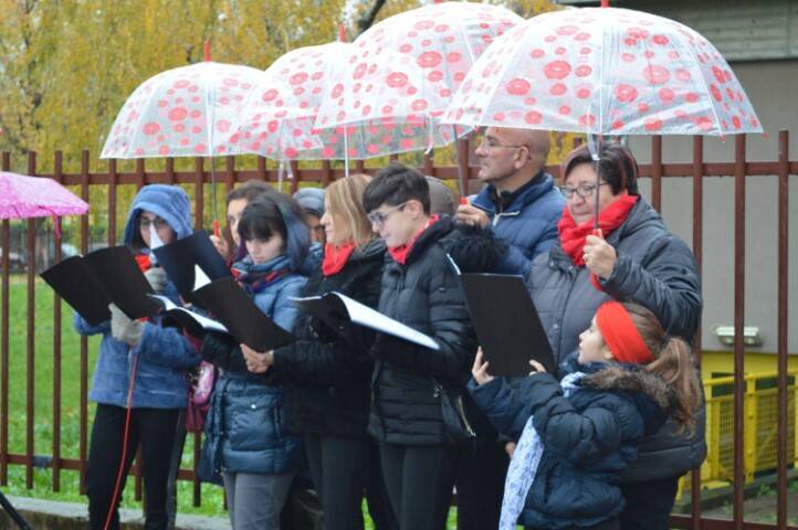 panchina rossa contro la violenza sulle donne san giorgio su legnano  22 