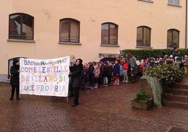 scuole primarie di comerio