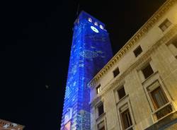Si accende il Natale di Varese