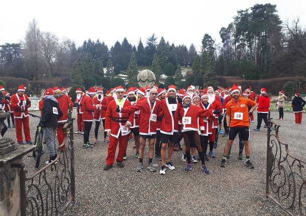 Babbo Natale Run colora la città
