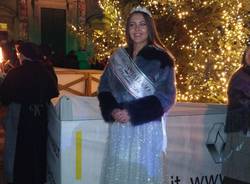 Miss Iryna illumina il Natale di Saronno