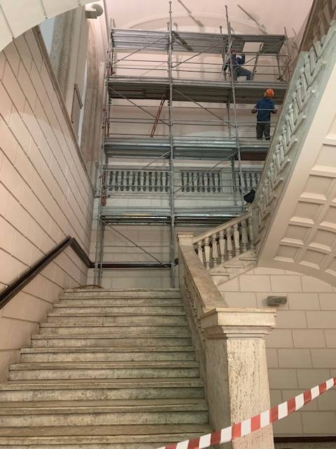 Ponteggi a palazzo di giustizia
