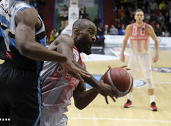 Vanoli Cremona - Openjobmetis Varese 92-73