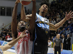 Vanoli Cremona - Openjobmetis Varese 92-73