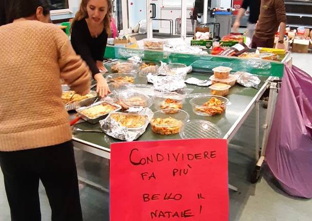 La cena degli avanzi di Natale a Busto