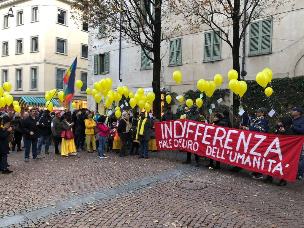 La Varese antrazzista sfila in centro