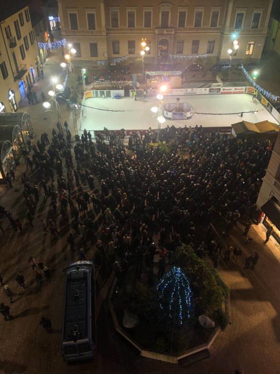 Le sardine a Busto Arsizio