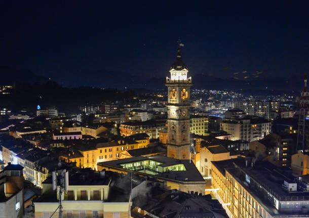 Natale a Varese, in moltissimi in centro 