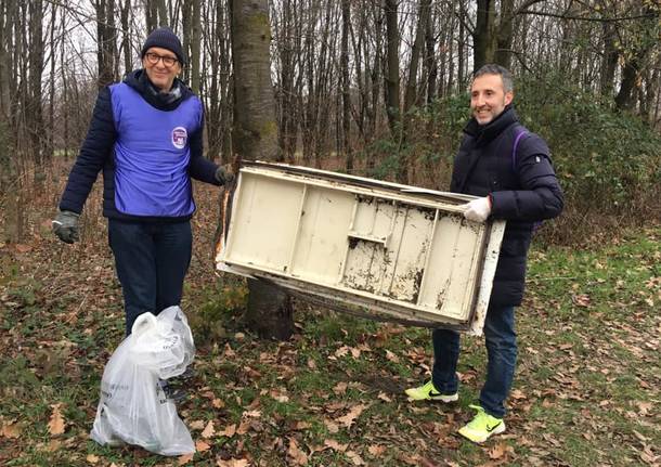 Obiettivo Saronno, domenica di pulizia dei sentieri del Parco Lura Obiettivo Saronno