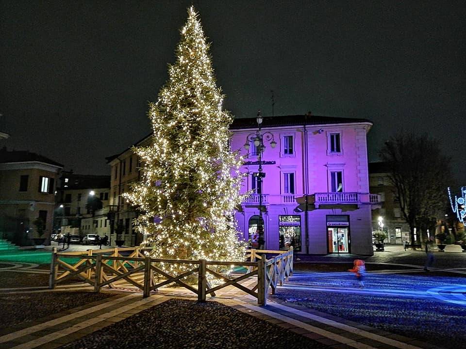 Saronno by night