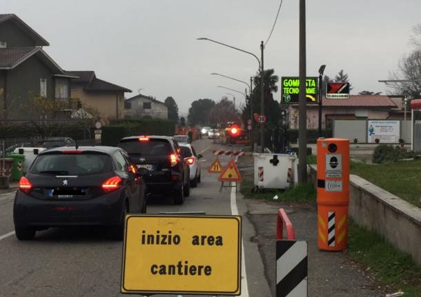 semaforo in via Giordani - varese