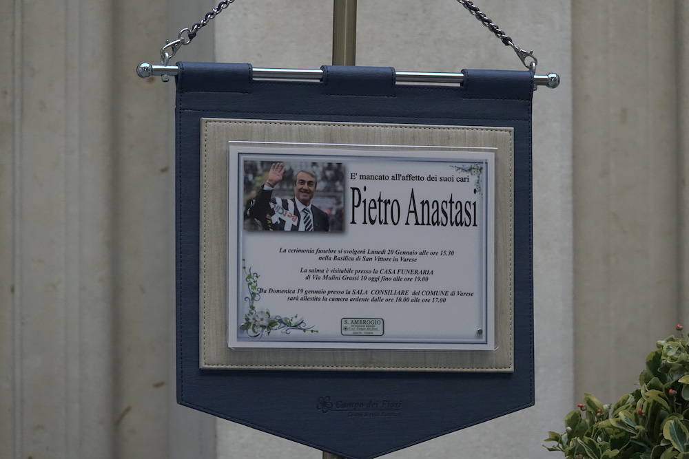 L\'ultimo saluto a Pietro Anastasi