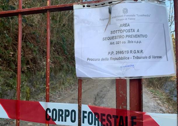 La discarica di Cadegliano: come si vede dalla Svizzera