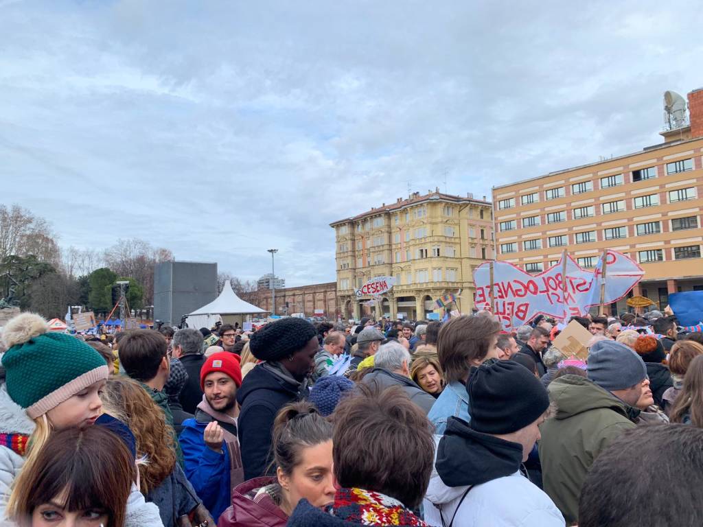 Gruppo di Varese a Bologna per la manifestazione delle sardine