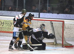 Hockey: al Palalbani Mastini e Merano - foto di roberto gernetti