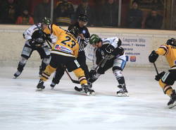 Hockey: al Palalbani Mastini e Merano - foto di roberto gernetti