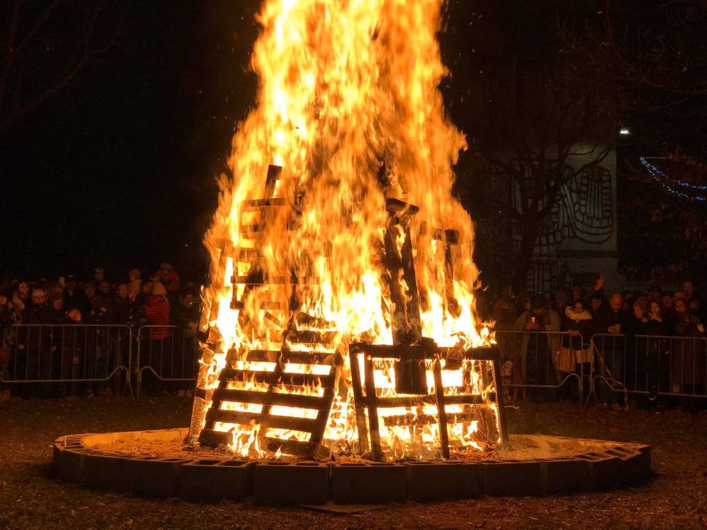 Il Faló di Sant’Antonio a Saronno