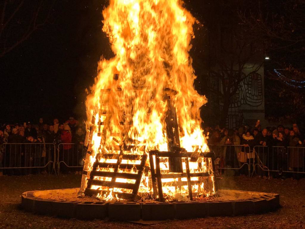 Il Faló di Sant’Antonio a Saronno