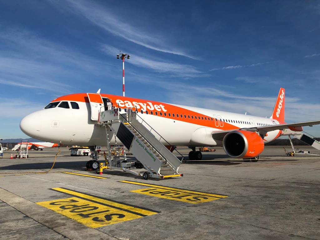 Il nuovo Airbus A321 neo di EasyJet - VareseNews - Foto