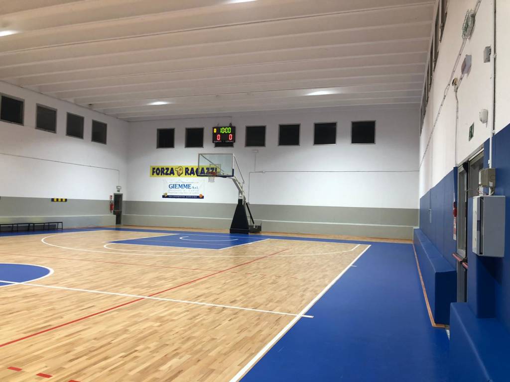 Palestra basket Cardano al Campo