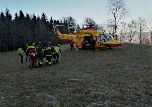 Soccorso donna Castelveccana rifugio Adamoli