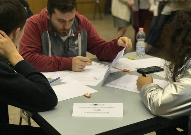 Al Riva di Saronno gli studenti si sfidano a colpi di chimica