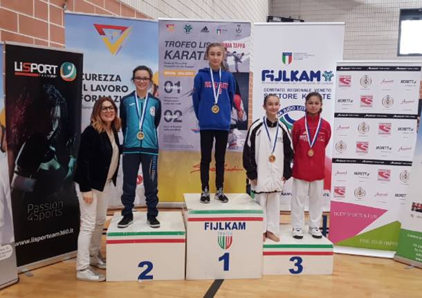 Karate: un altro successo per la Saronnese Alessandra Bossi