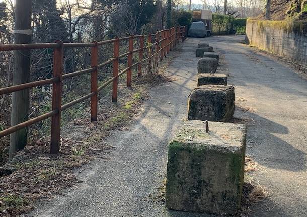 Avigno, la strada continua a franare