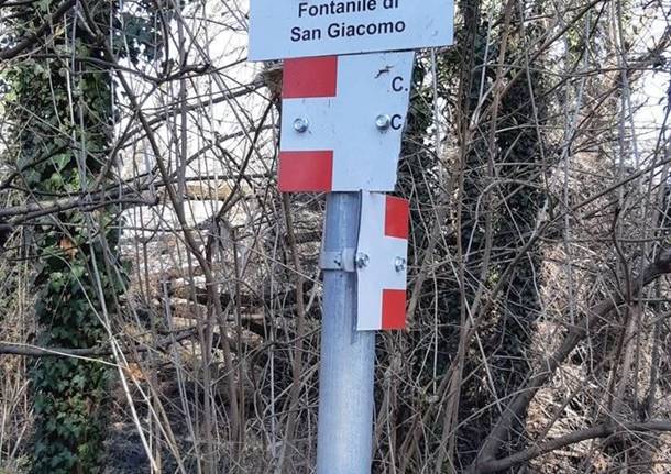 Gerenzano: distrutta la segnaletica al Fontanile di San Giacomo