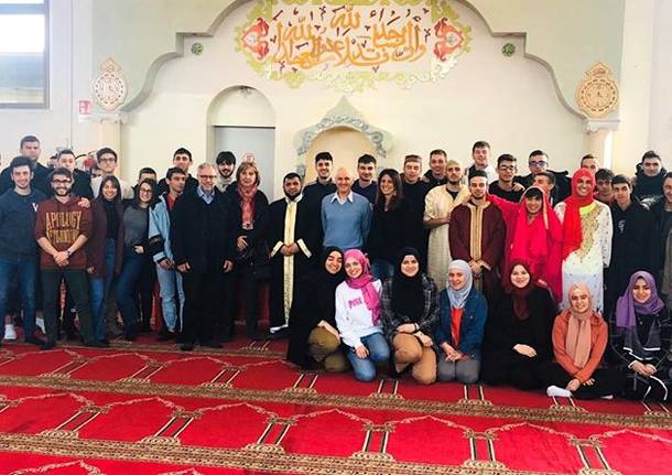 Gli studenti dell'ITIS Riva in visita al Centro Culturale Islamico di Saronno