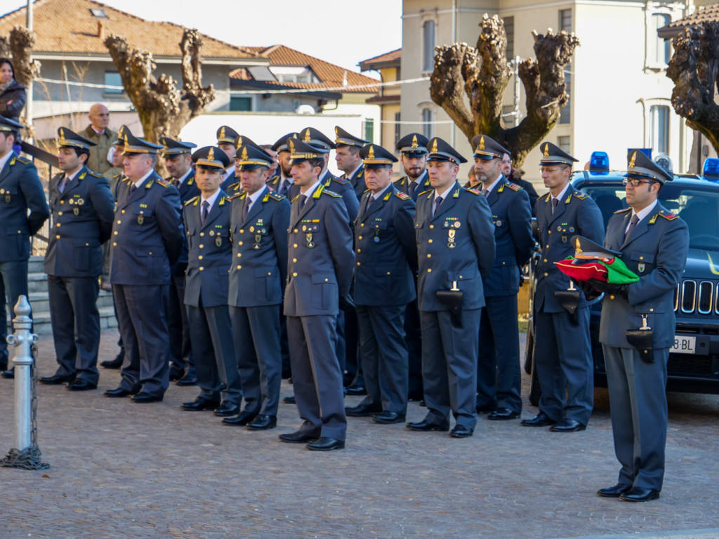 I funerali a Gazzada Schianno di Daniele Spello