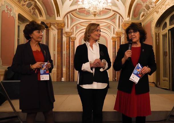 Ili racconto dell'ancella in salone Estense