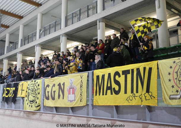 master round hockey valpeagle mastini varese tifosi