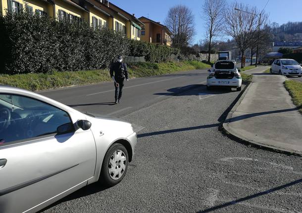 azzate, coronavirus controlli