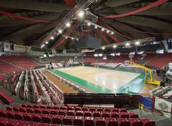 Il nuovo parquet alla Enerxenia Arena