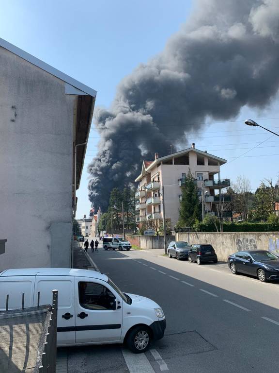 Incendio Ditta Gallazzi SpA di Gallarate.