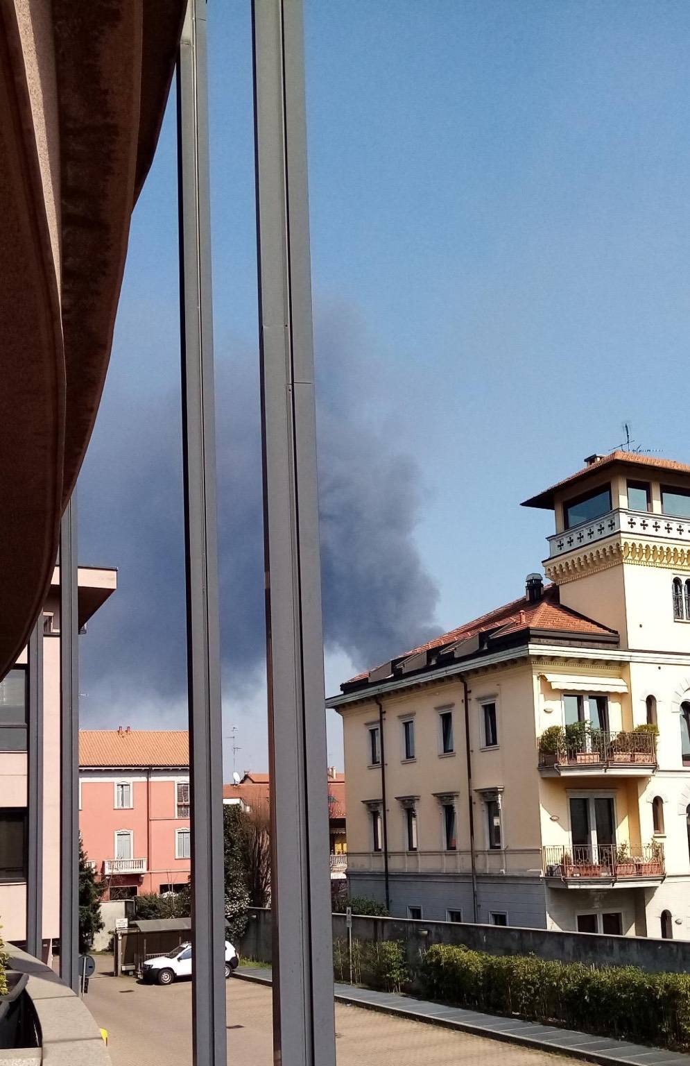 Incendio a Gallarate