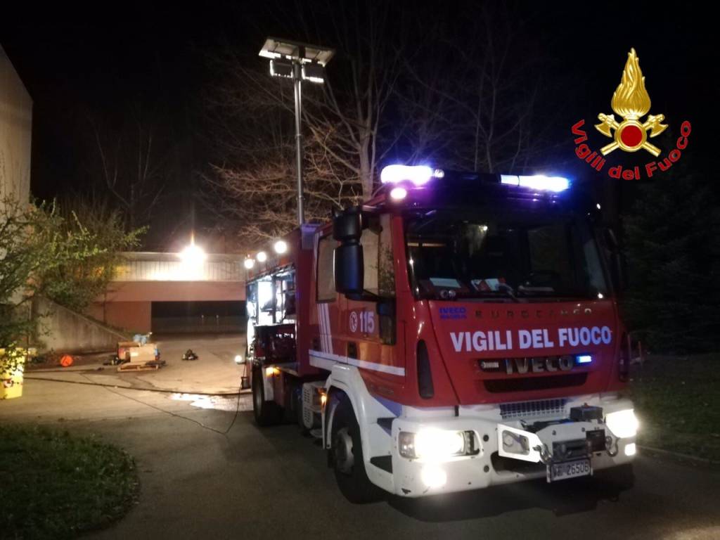 Incendio scuola media Galvaligi