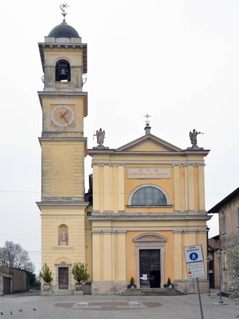 Tronano a Bizzozero le lancette della chiesa