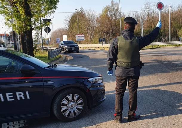 carabinieri controlli covid