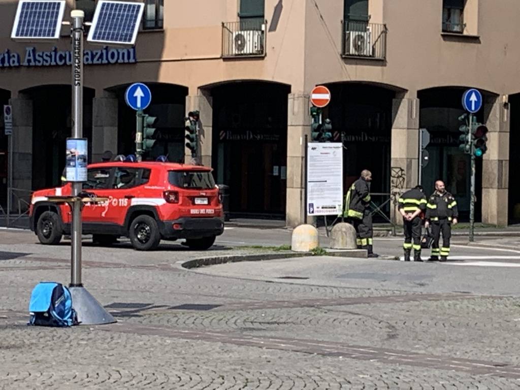 Incendio al -3 delle Corti