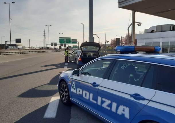 controlli polizia coronavirus