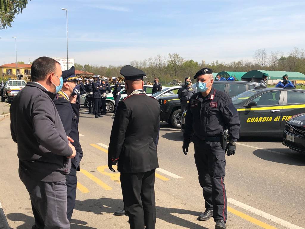 Il saluto al personale dell’ospedale di Tradate