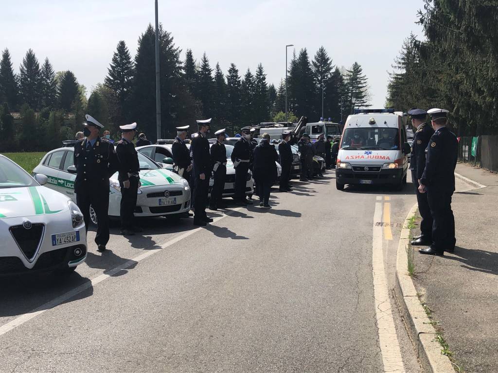 Il saluto al personale dell’ospedale di Tradate