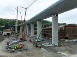 La costruzione del nuovo ponte di Genova