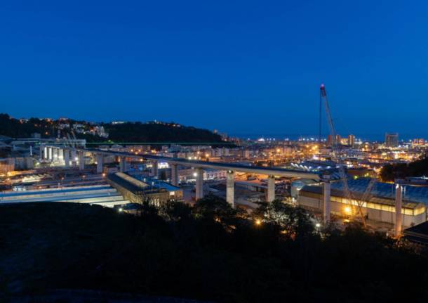 La costruzione del nuovo Ponte di Genova