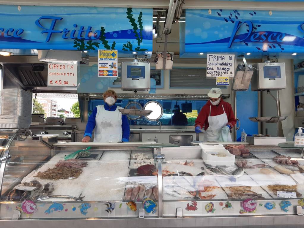 mercato busto arsizio coronavirus