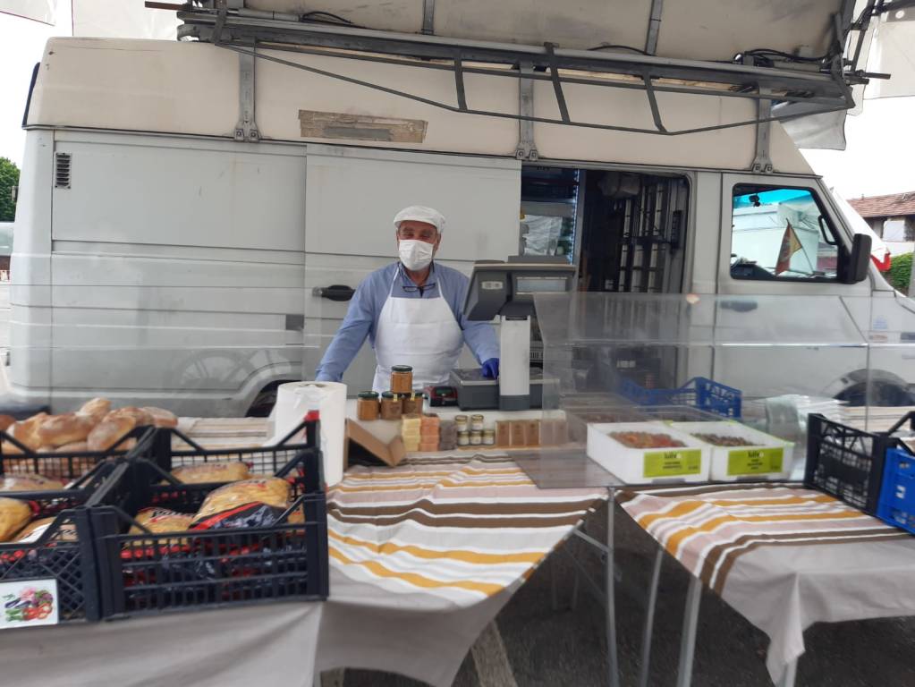 mercato busto arsizio coronavirus
