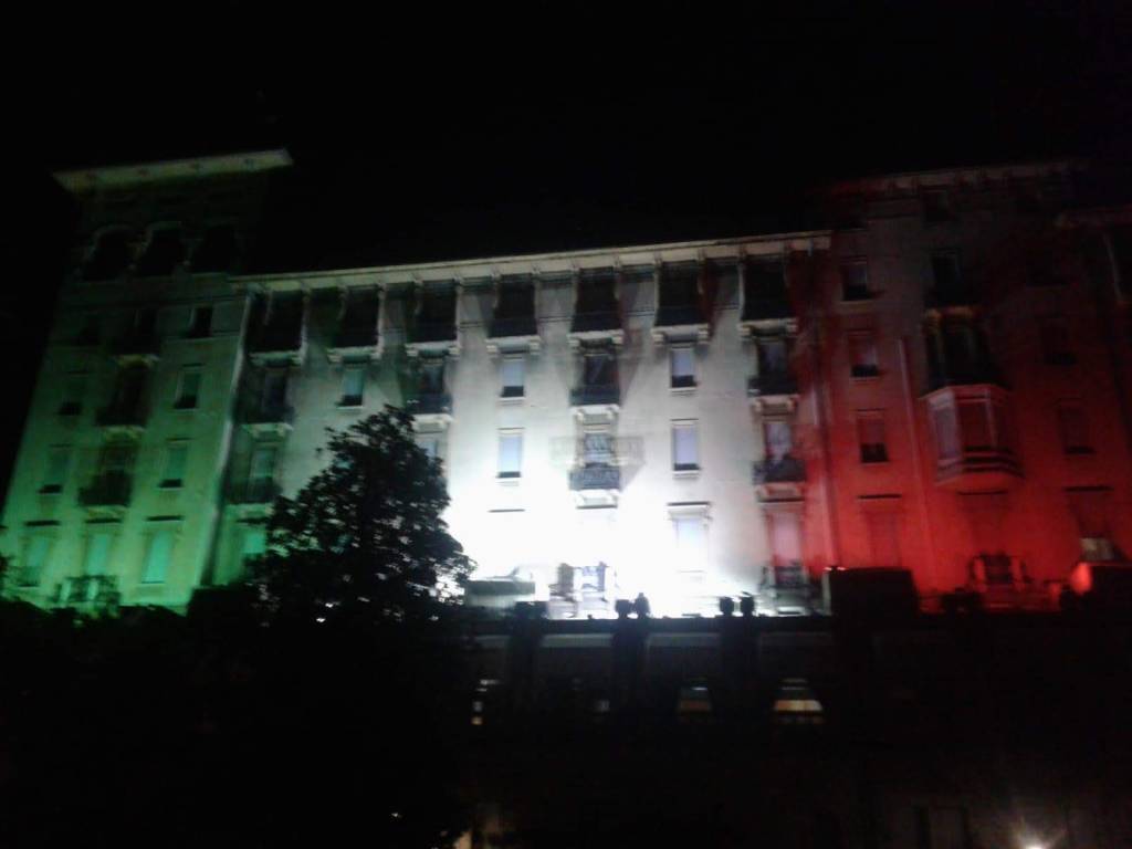 Palace tricolore